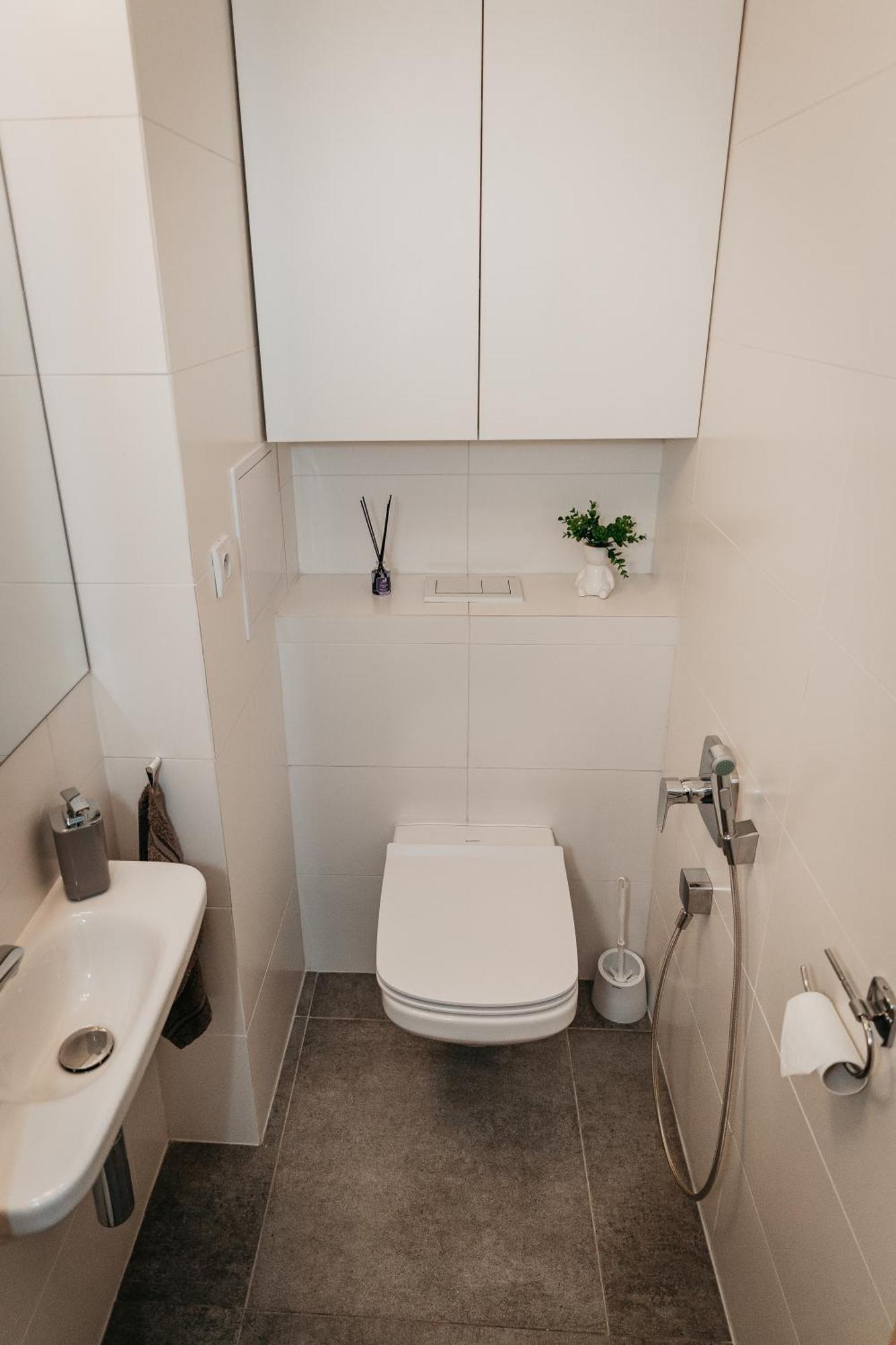 Old Town City Center Apartment 2 - Private Parking Included Kosice Ngoại thất bức ảnh